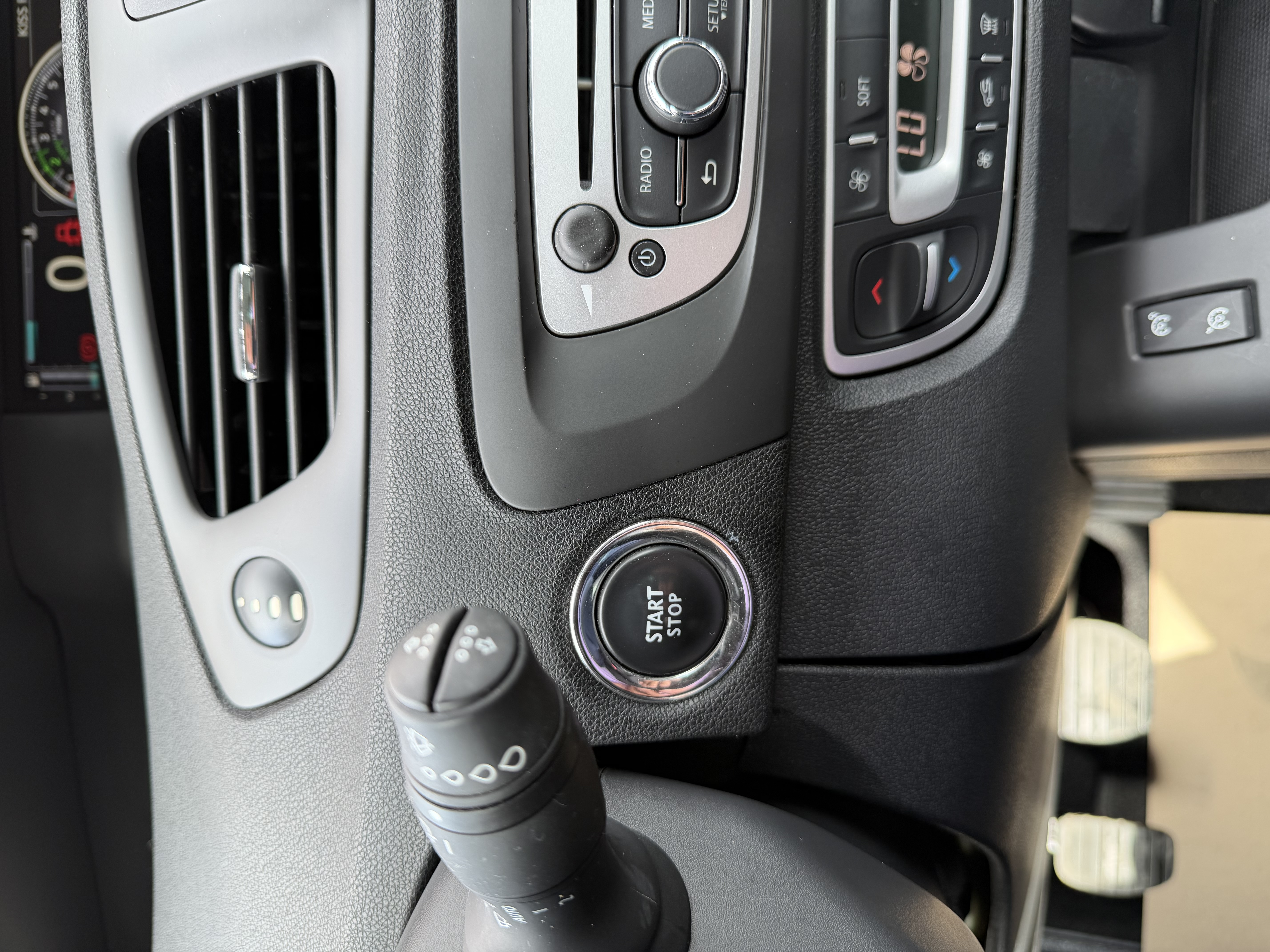 Renault Scenic LIMITED Energy Tce 115 - GASOLINA - miniatura 29