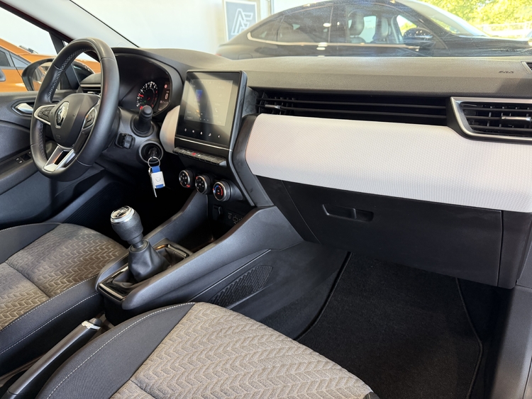 Renault Clio Serie limitada Limited TCe - 91cv. - foto 22