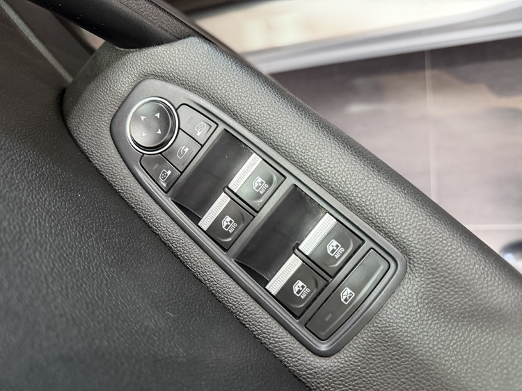 Renault Captur Captur Zen TCe 130cv. foto 14